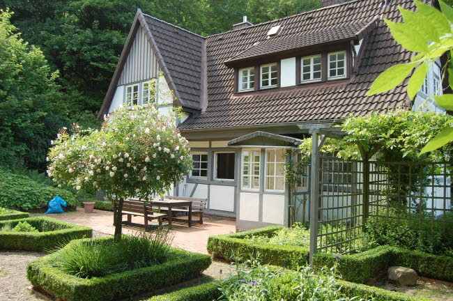 Forsthaus_Aussen_3